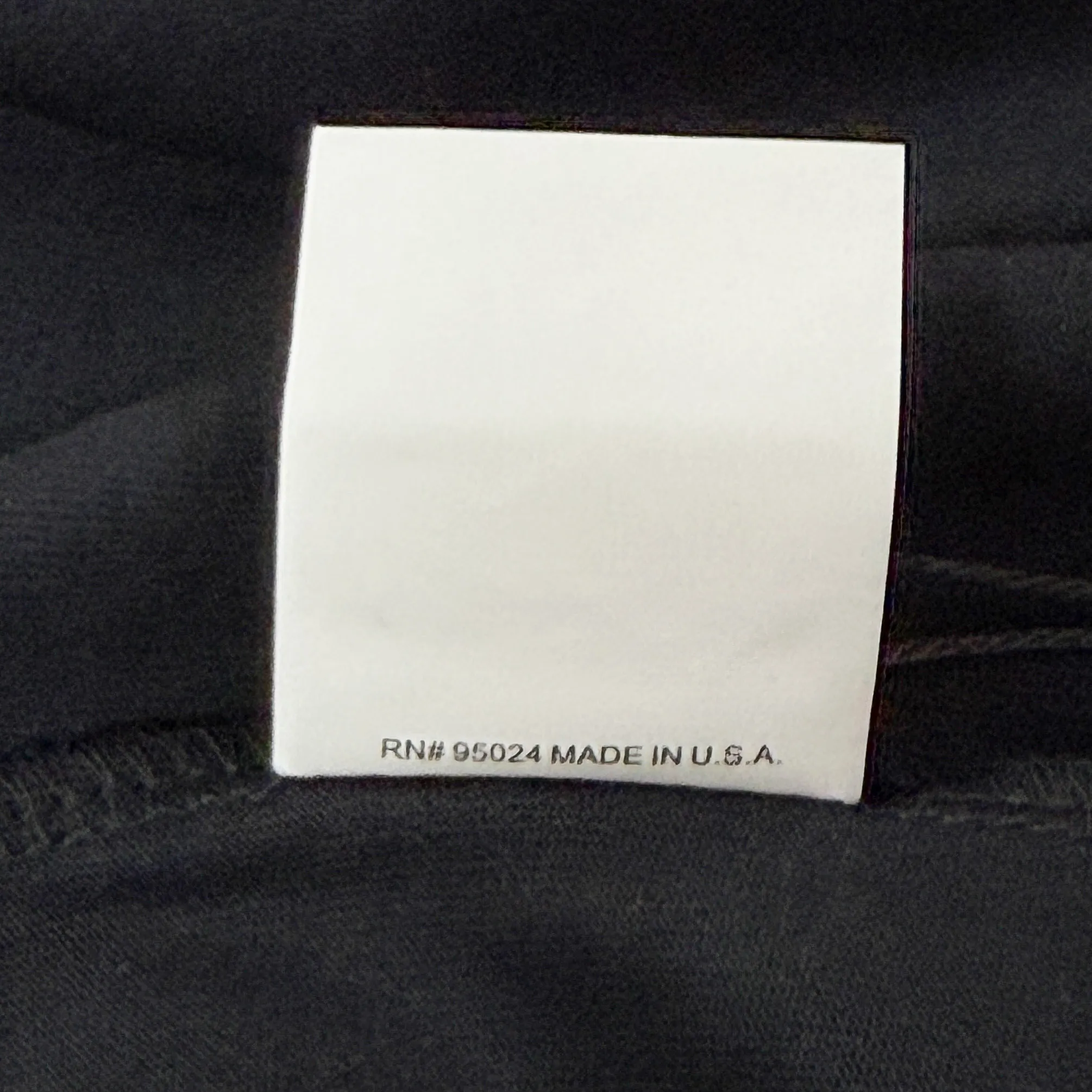 P180 Chrome Hearts Chrome Hearts 25 high-end versions. The fabric is made of 300 grams of high-density pure cotton. It does not deform or shrink. It has three labels. It is the same style for men and women. Technology: suede foaming + digital printing. Color: white, black. SIZE: S-XL.